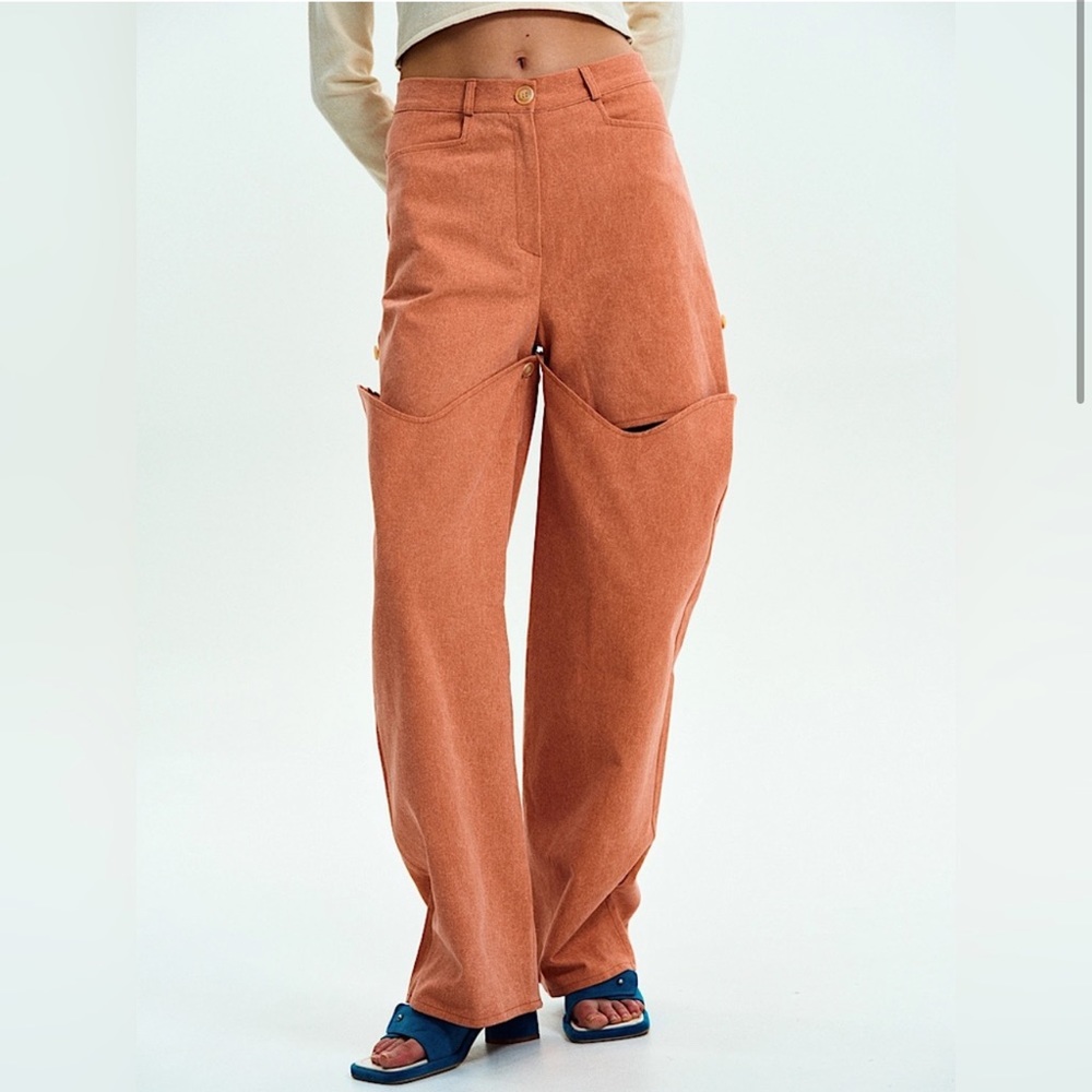 Edinburg peach colored high rise convertible straight leg jeans